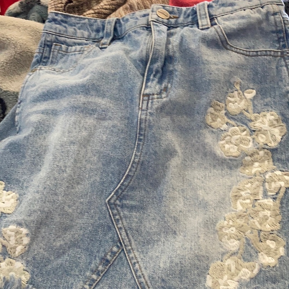 FINAL MARKDOWN Buffalo David Bitton hi rise denim skirt 24”